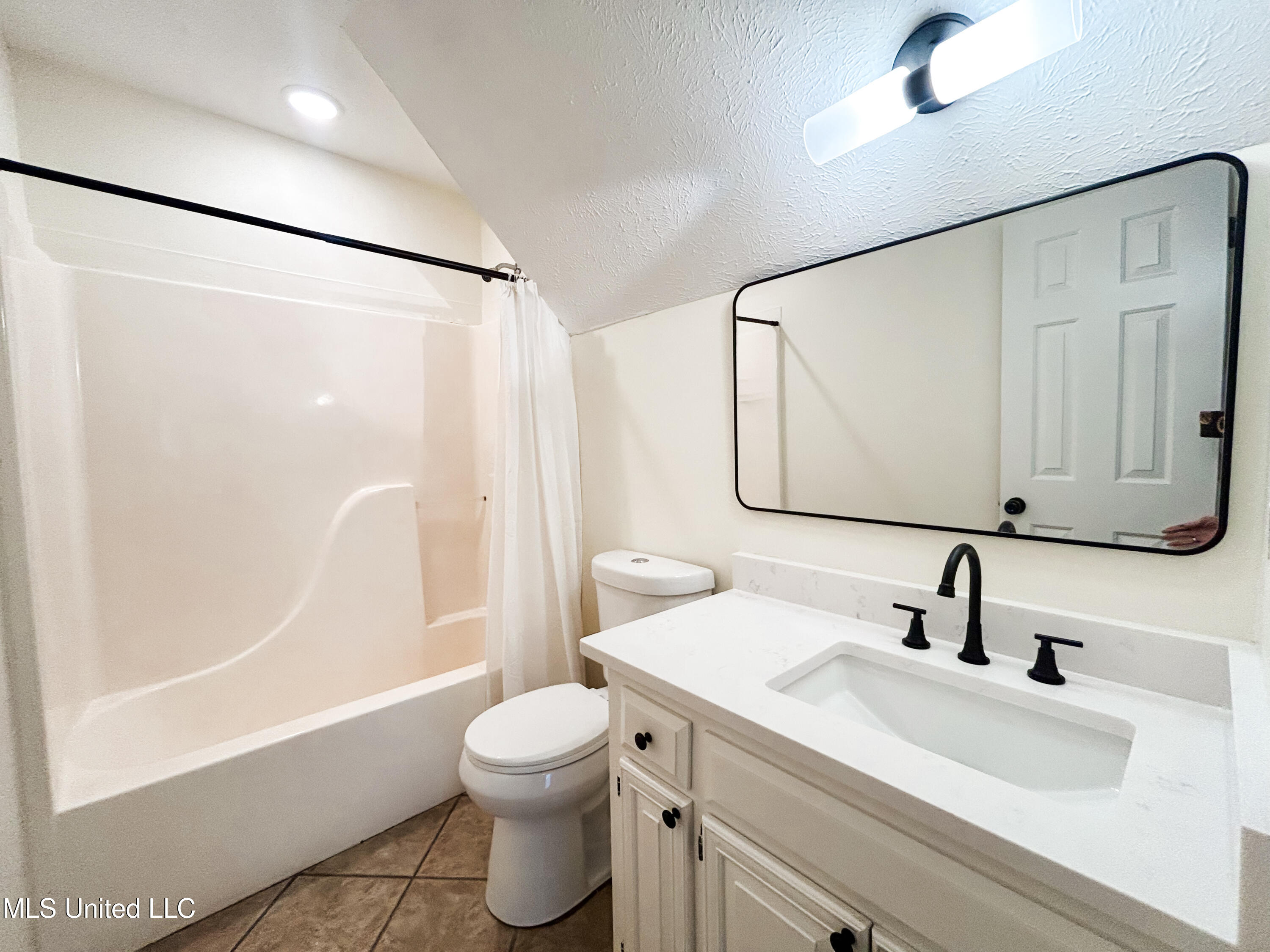 431 Hemlock Drive Flowood, MS 39232 - Photo 32 of 38 IMG_1117