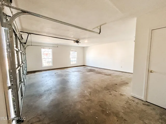 $314,900 | 431 Hemlock Drive, Flowood, MS 39232