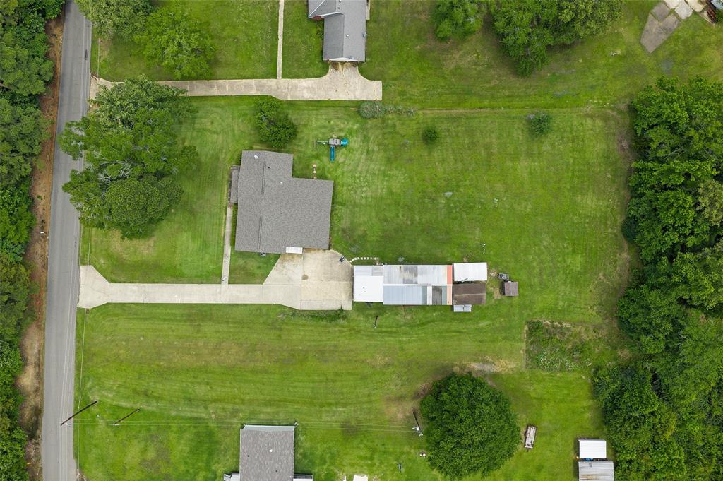 927 Stonewall-Preston Road Stonewall, LA 71078 - Photo 6 of 28 a view of a garden