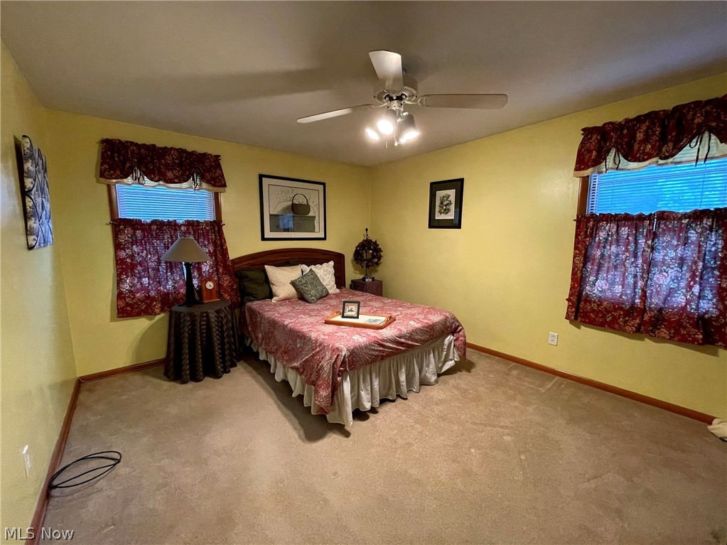 1011 Argonne Road Cleveland, OH 44121 - Photo 15 of 24