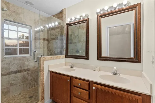 $3,700 | 10806 Spring Mountain Place, Tampa, FL 33626