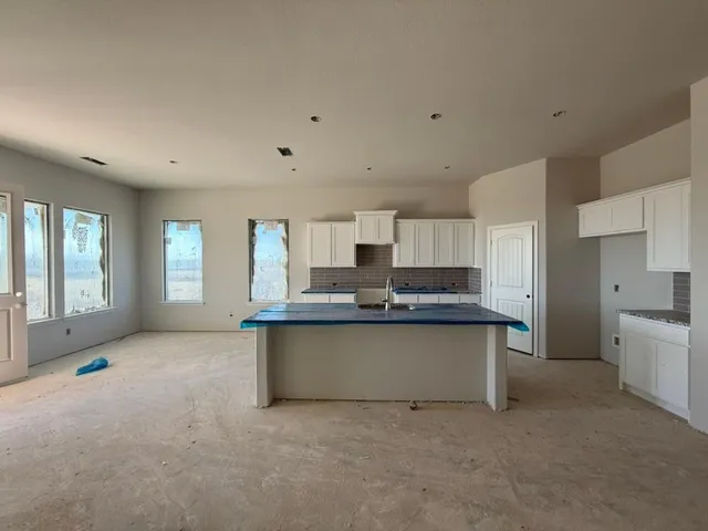 $511,925 | 870 County Road 200, Valley View, TX 76272