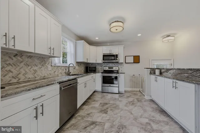 $449,000 | 319 McDaniel Avenue, Wilmington, DE 19803