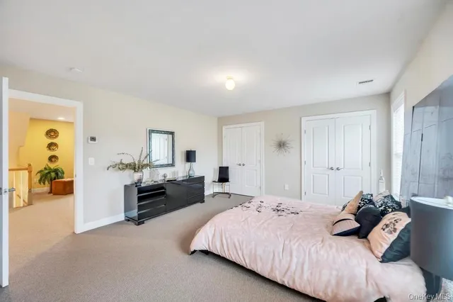 $660,000 | 4 Haverton Court, Riverhead, NY 11901