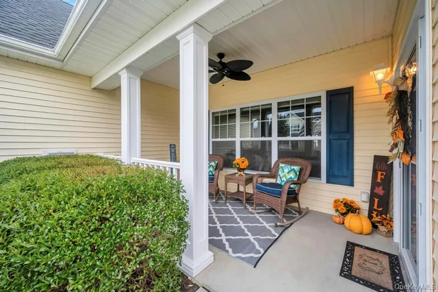 $660,000 | 4 Haverton Court, Riverhead, NY 11901