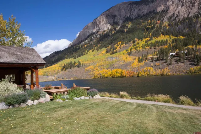 $450,000 | 350 Country Club Drive, Unit 218A, Crested Butte, CO 81224