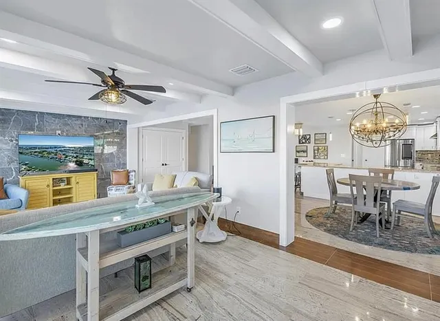 $1,225,000 | 533 Lillian Drive, Madeira Beach, FL 33708