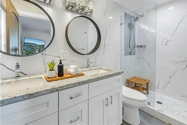 $1,225,000 | 533 Lillian Drive, Madeira Beach, FL 33708