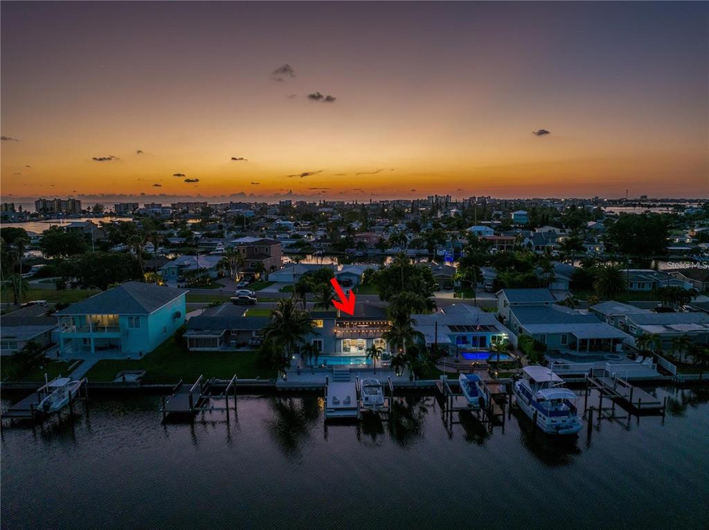 533 Lillian Drive Madeira Beach, FL 33708 - Photo 5 of 84