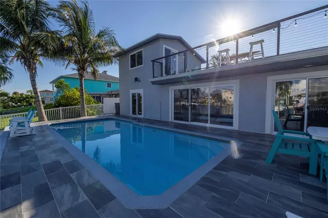 $1,225,000 | 533 Lillian Drive, Madeira Beach, FL 33708