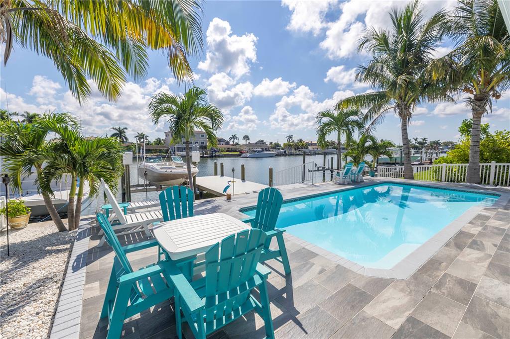 533 Lillian Drive Madeira Beach, FL 33708 - Photo 7 of 84