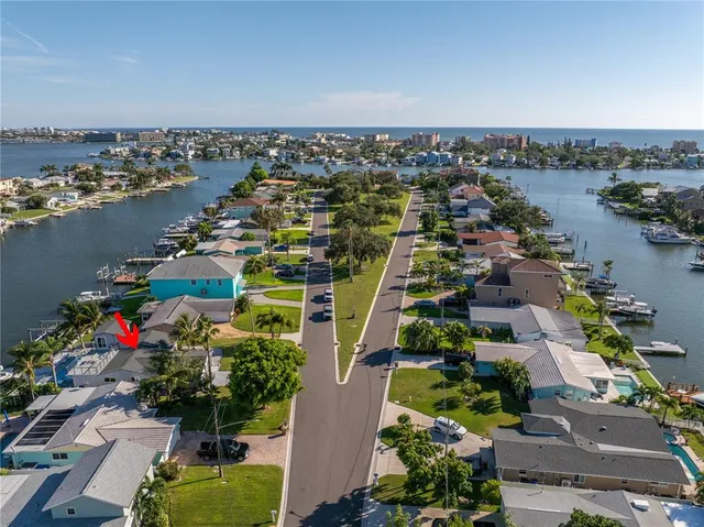 $1,225,000 | 533 Lillian Drive, Madeira Beach, FL 33708