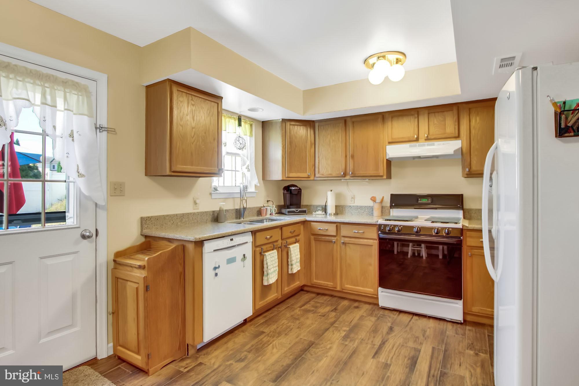 3068 Spectrum Road Dover, PA 17315 - Photo 8 of 24 Gallery Image 8