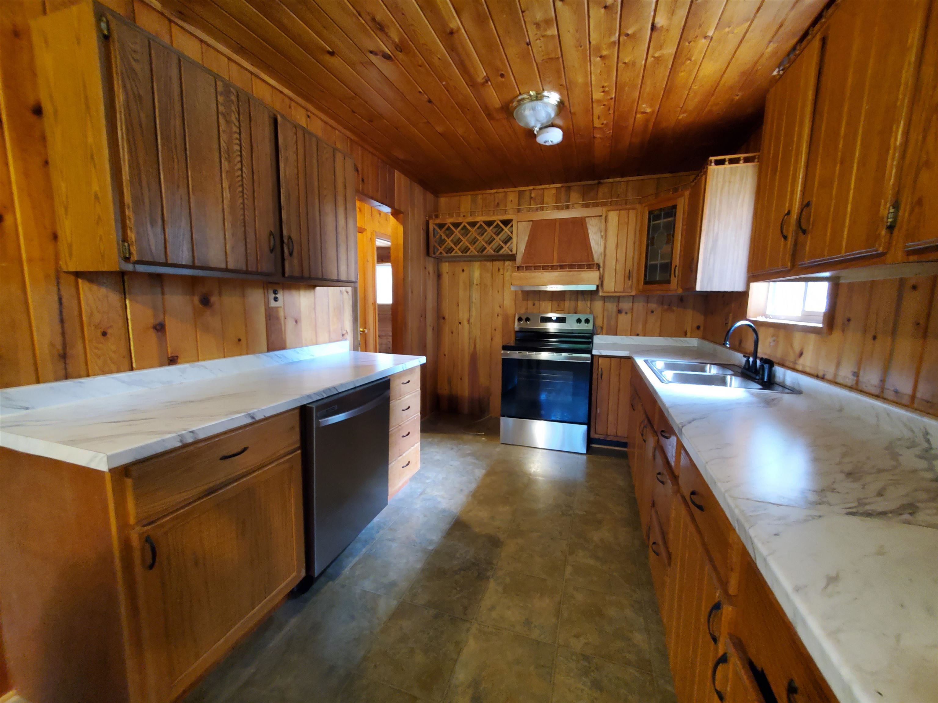 8055 North 41 Road Manton, MI 49663 - Photo 14 of 25 1950143-ebf1e335-3dc2-4192-b66c-ab560f380af6.JPG