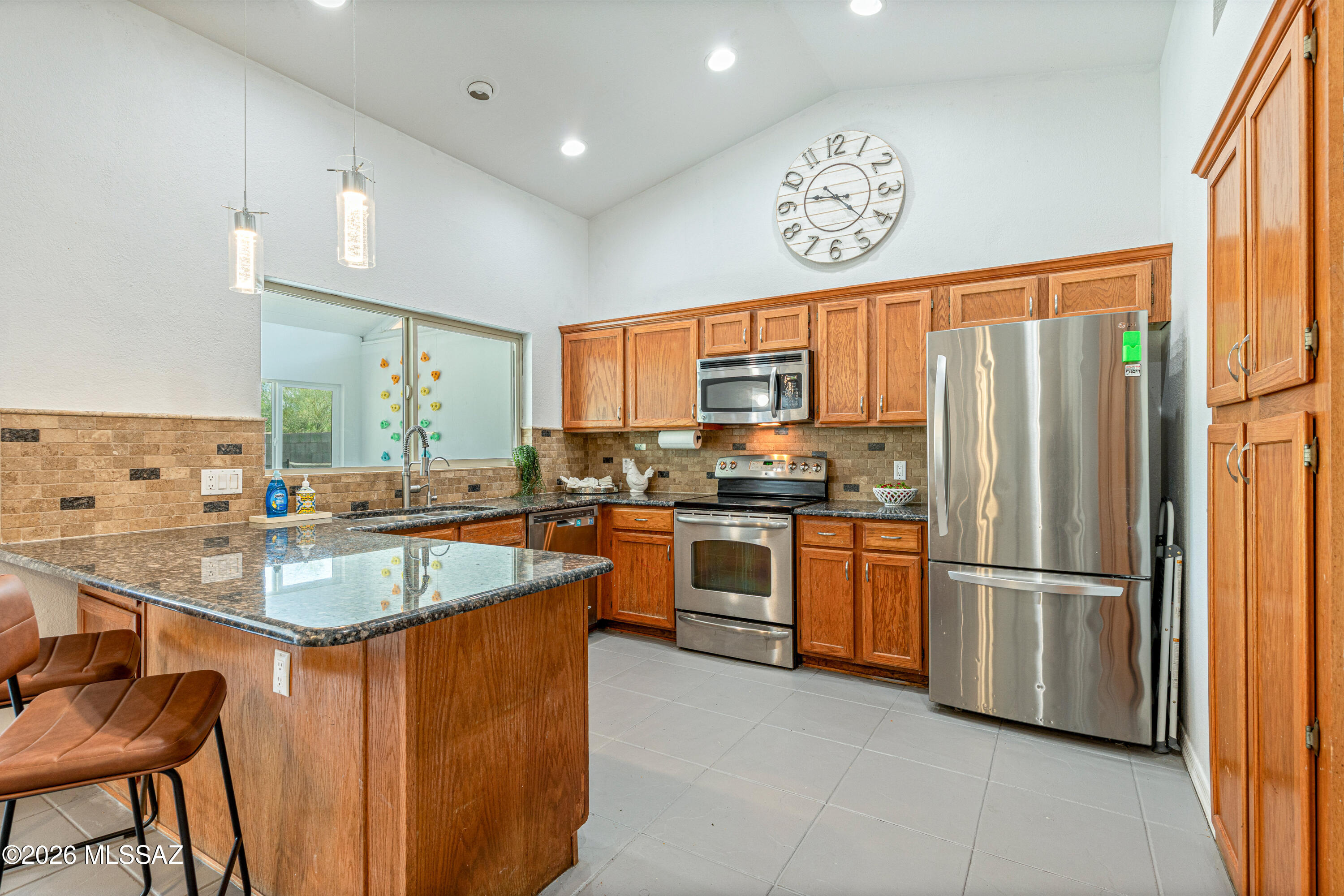 4780 West Hardy Road Tucson, AZ 85742 - Photo 15 of 38 13-Kitchen