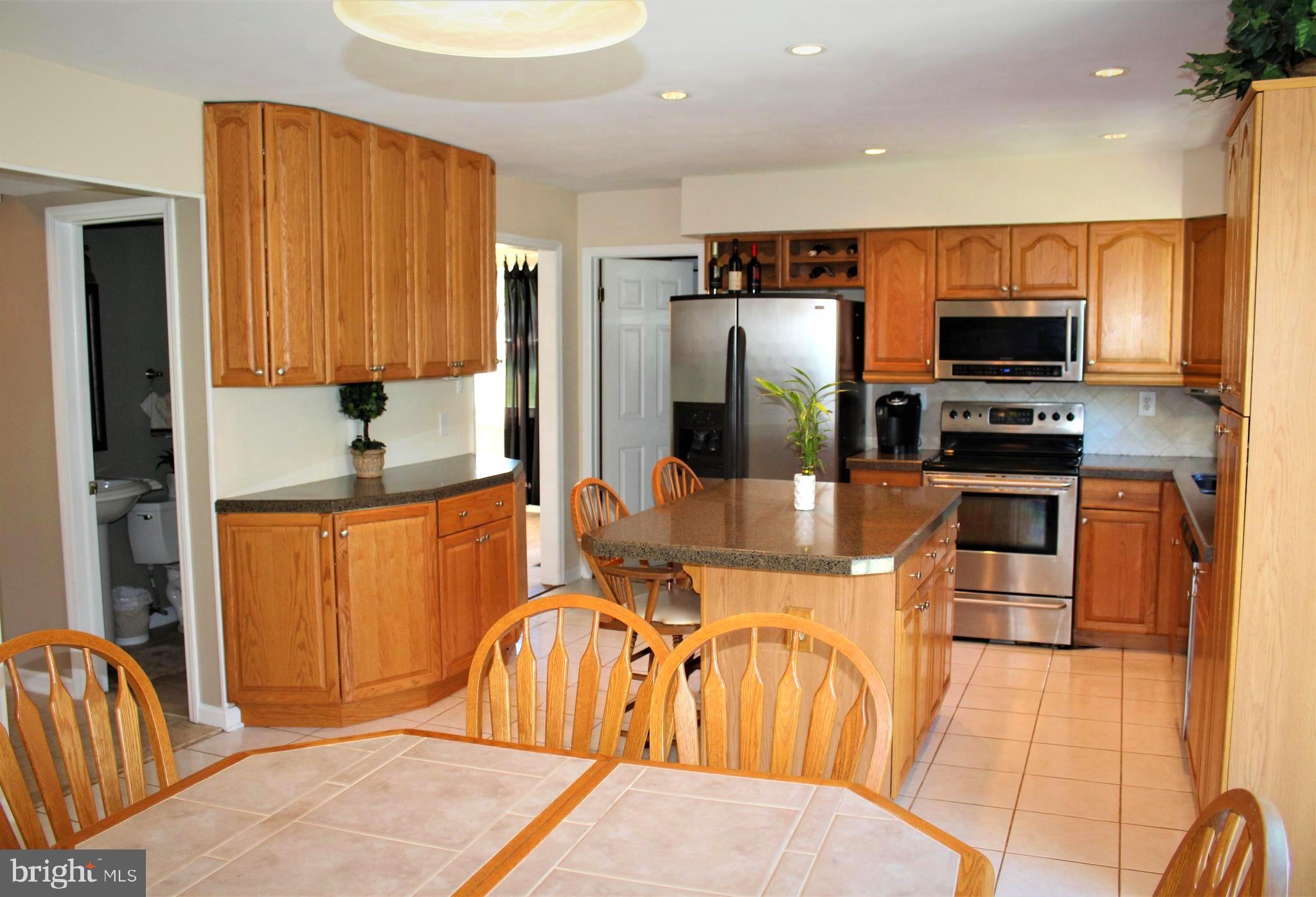 1340 Welsh Road Warrington, PA 18976 - Photo 9 of 32 KITCHEN