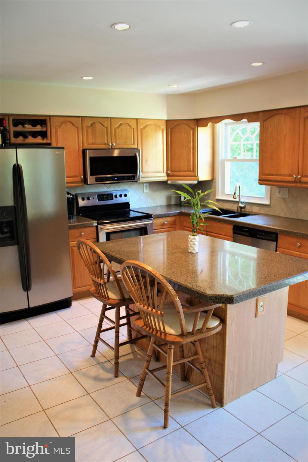 1340 Welsh Road Warrington, PA 18976 - Photo 10 of 32 KITCHEN