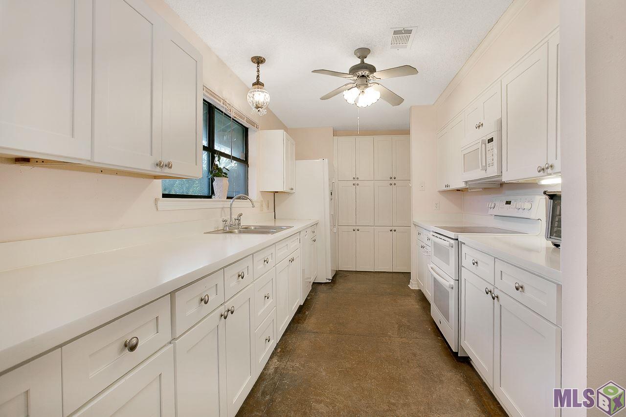 36085 Kleinpeter Road Prairieville, LA 70769 - Photo 6 of 32 Gallery Image 6