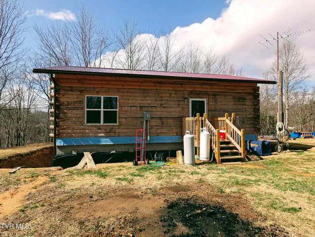 $142,000 | 326 Flat Top Road, Coeburn, VA 24230