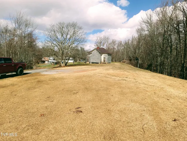 $142,000 | 326 Flat Top Road, Coeburn, VA 24230