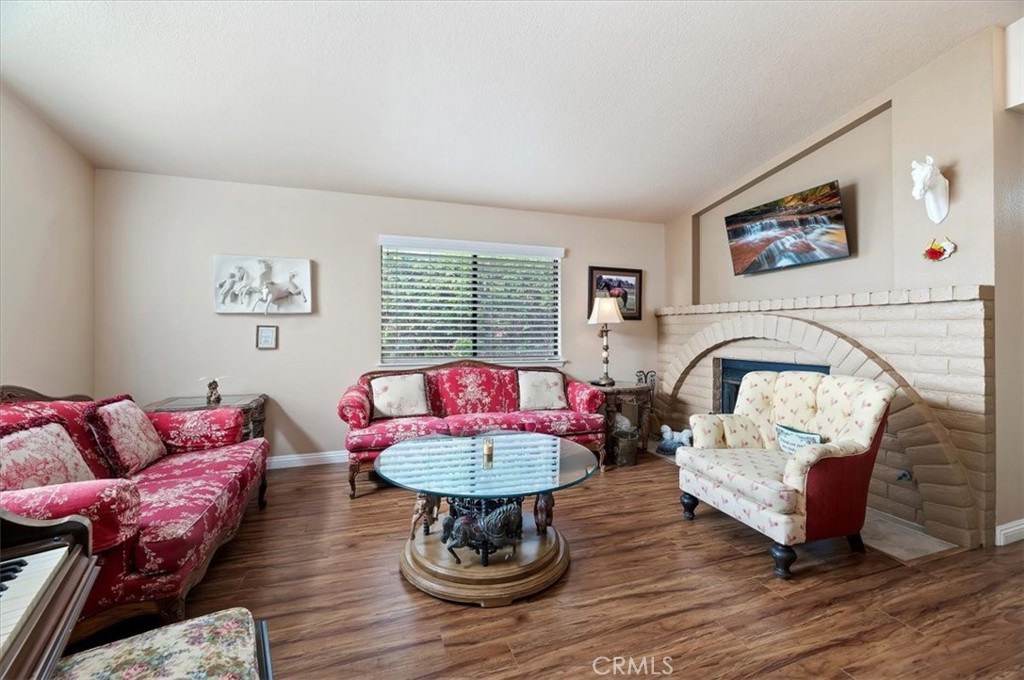 1168 North Crescent Ridge Road Fallbrook, CA 92028 - Photo 9 of 45 a living room with furniture and a table