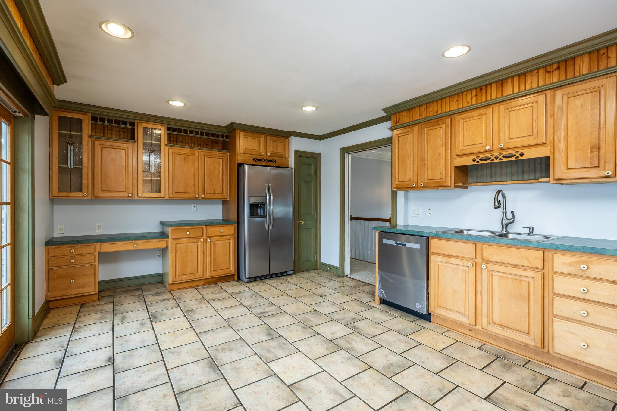 416 Longfield Road Newark, DE 19713 - Photo 11 of 42