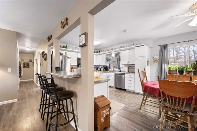 $365,000 | 202 Simmons Loop, Macks Creek, MO 65786