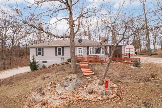 $365,000 | 202 Simmons Loop, Macks Creek, MO 65786