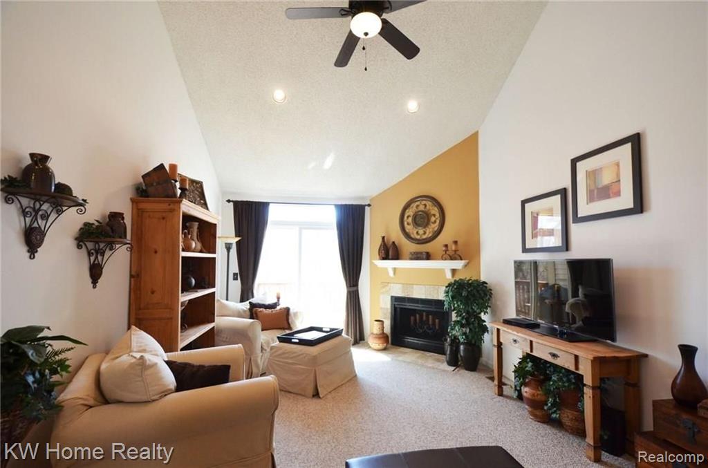 30877 Jasper Ridge Novi, MI 48377 - Photo 4 of 21