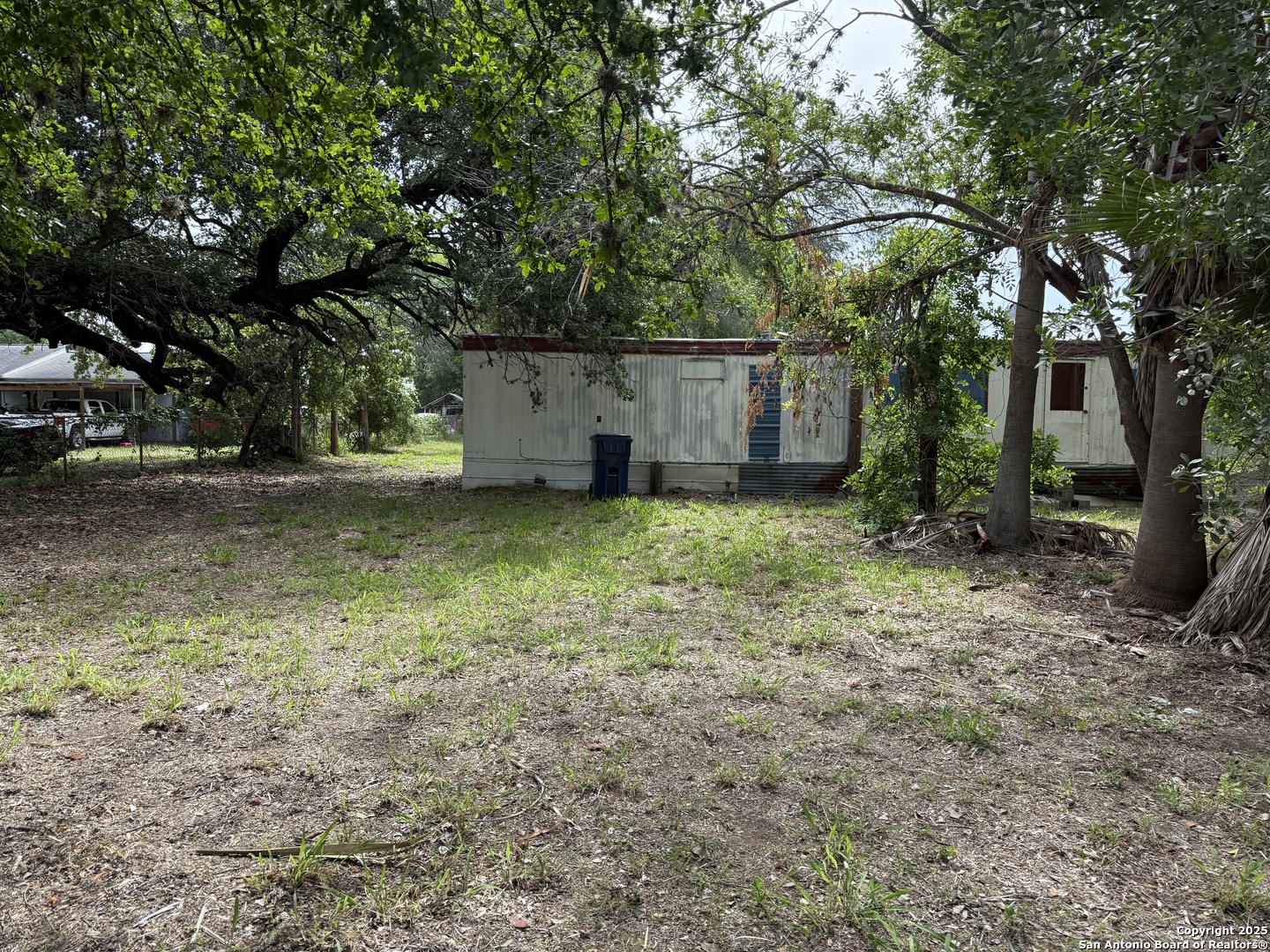 504 North Water Street Pleasanton, TX 78064 - Photo 5 of 5