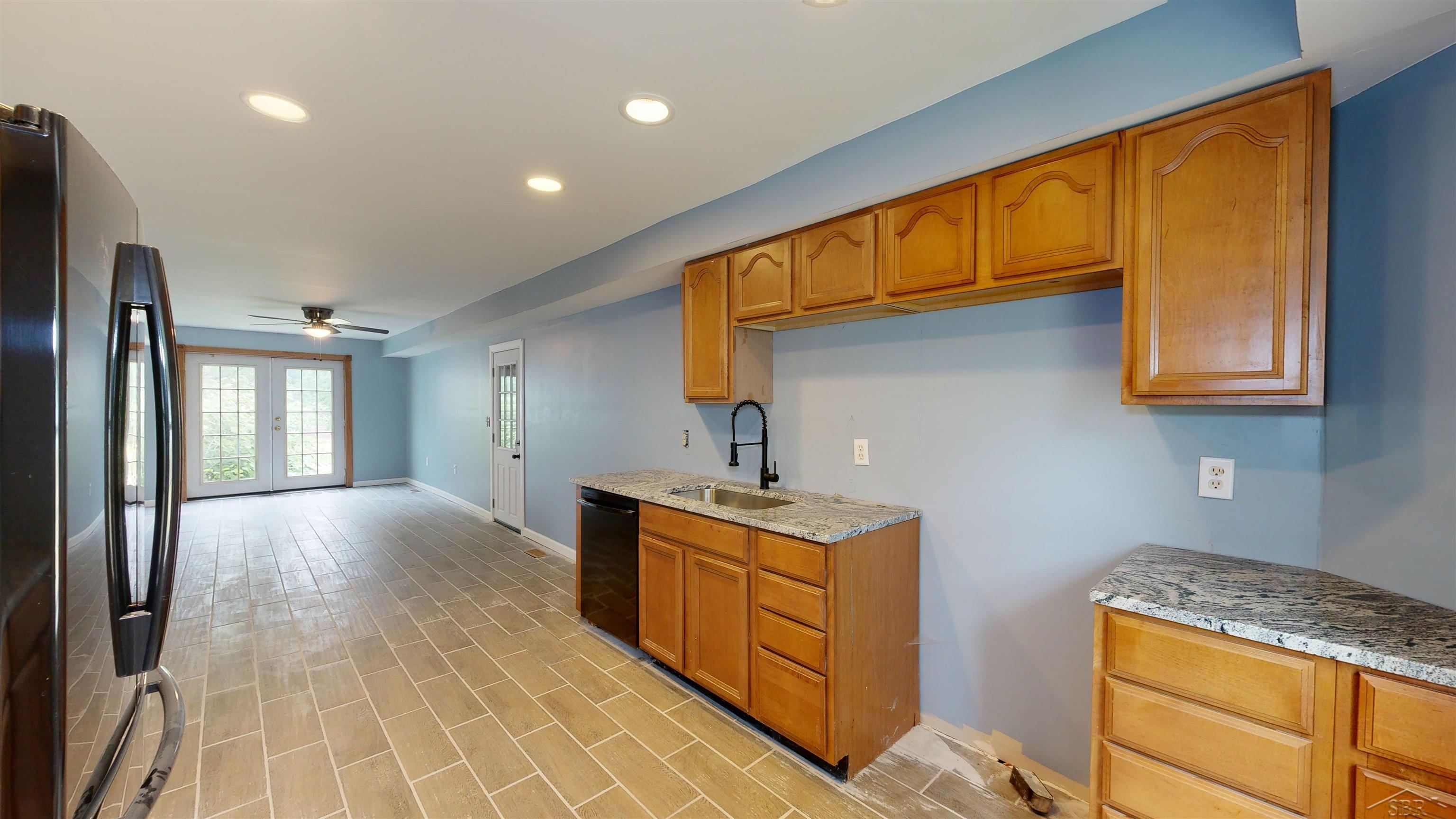 5891 Murphy Lake Road Millington, MI 48746 - Photo 4 of 35 50112771-3.JPG