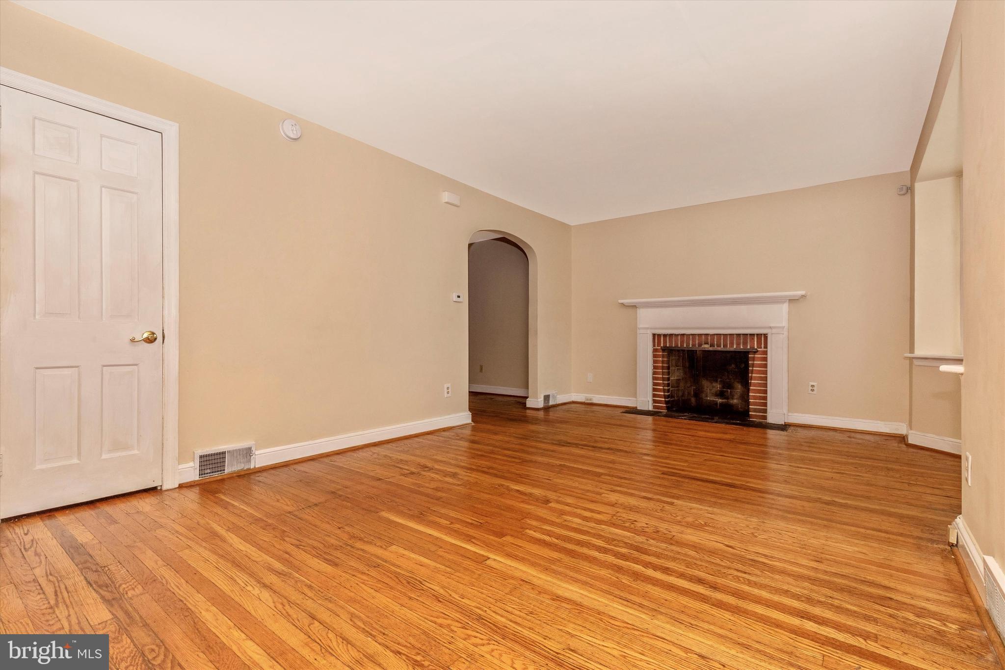 731 Buttonwood Drive Springfield, PA 19064 - Photo 8 of 38 Gallery Image 8