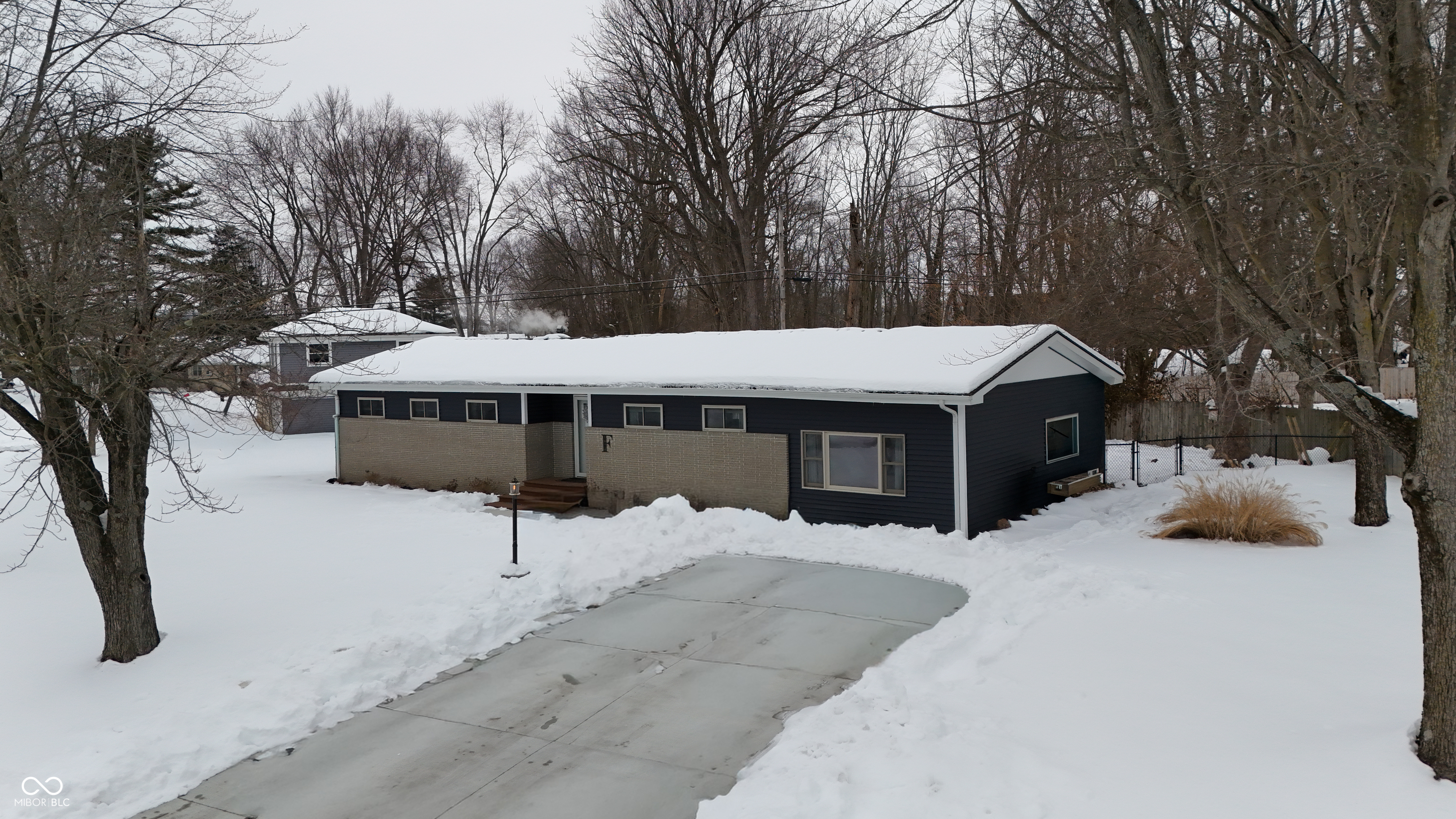 1874 West Northgate Drive Columbus, IN 47201 - Photo 3 of 63