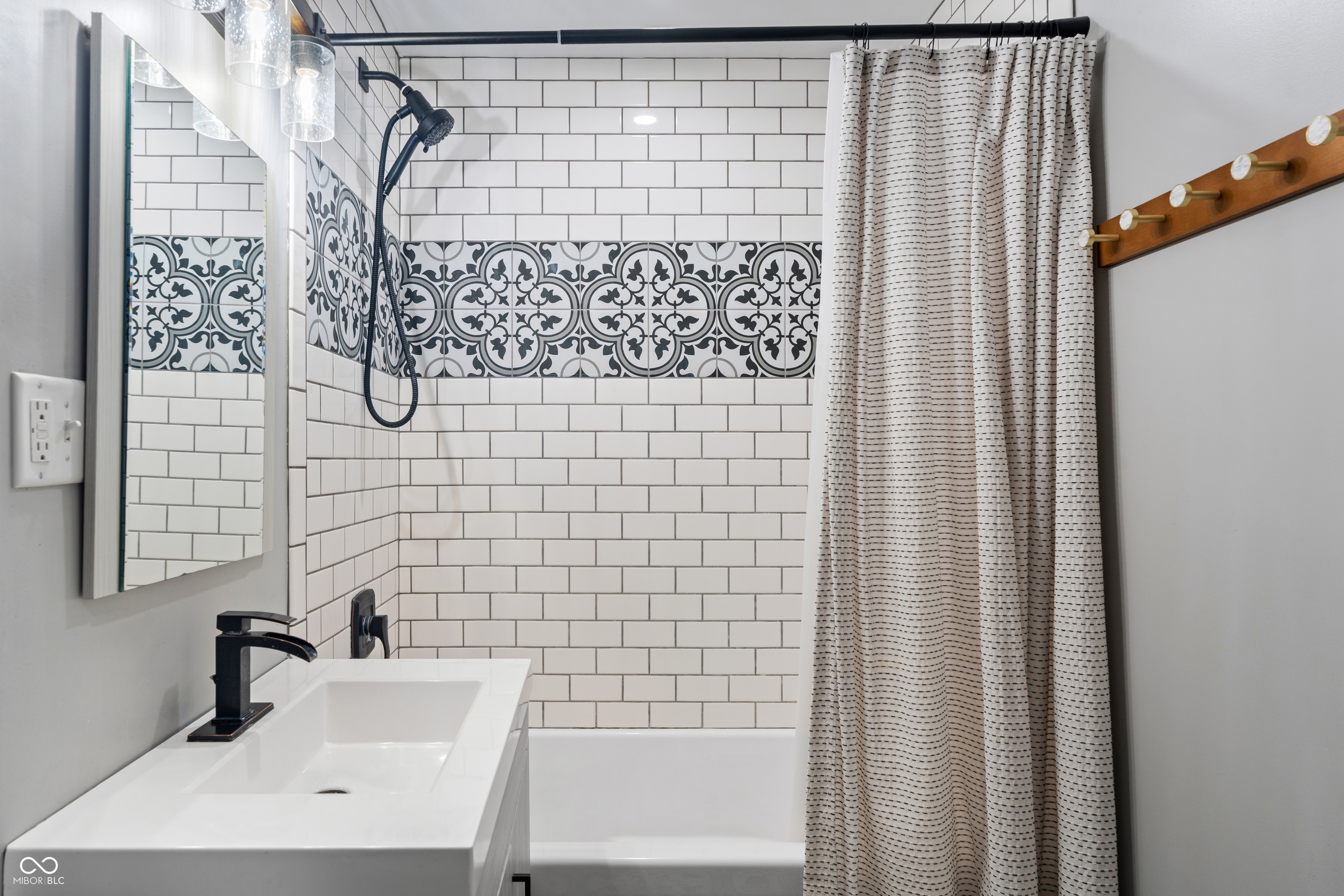 1874 West Northgate Drive Columbus, IN 47201 - Photo 40 of 63