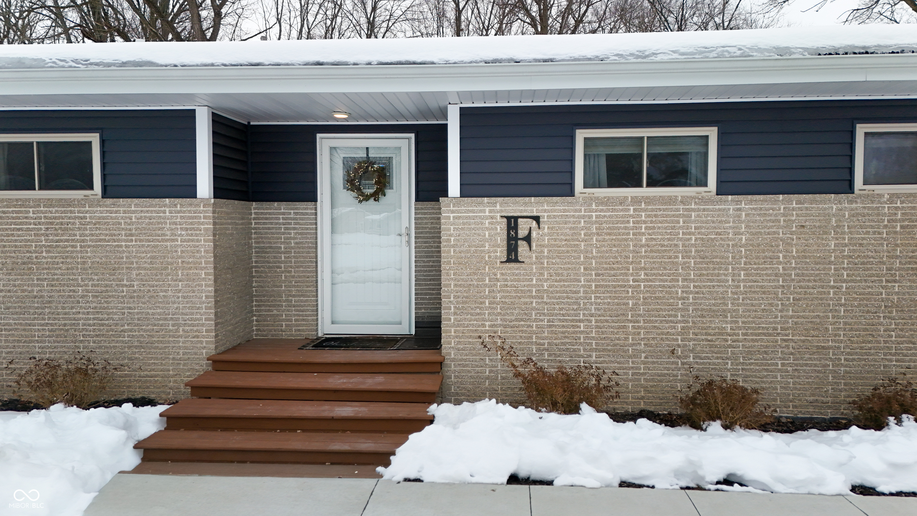 1874 West Northgate Drive Columbus, IN 47201 - Photo 5 of 63