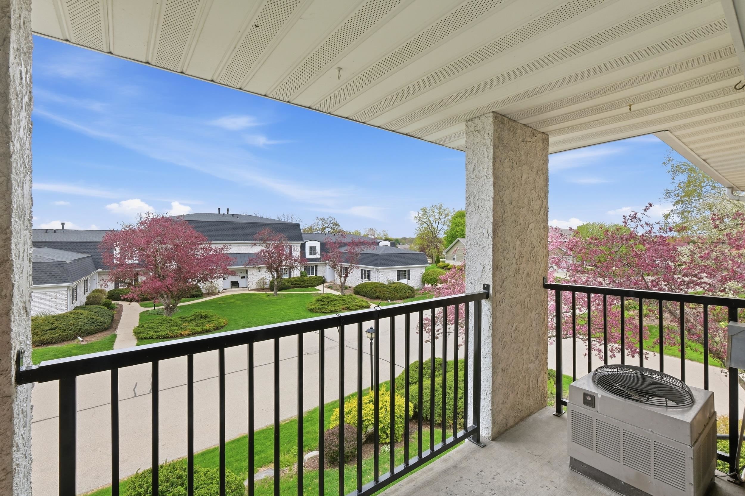 25 Golf Course Road, Unit E Madison, WI 53704 - Photo 34 of 38