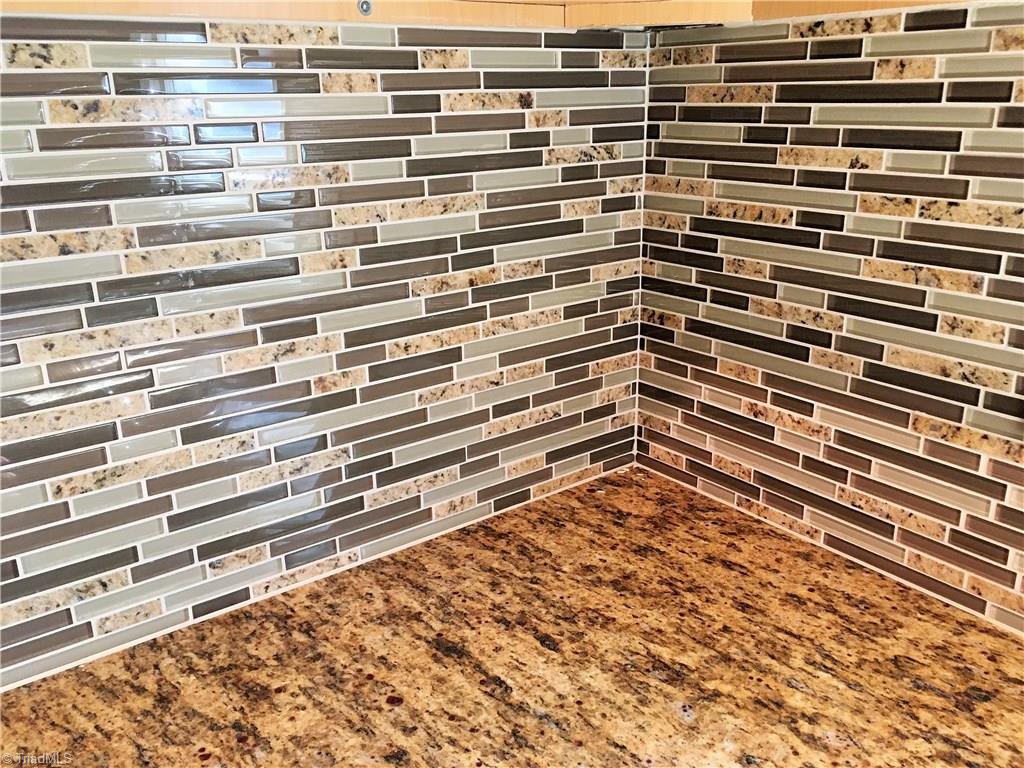 5905 High View Road Greensboro, NC 27410 - Photo 6 of 22 Gallery Image 6