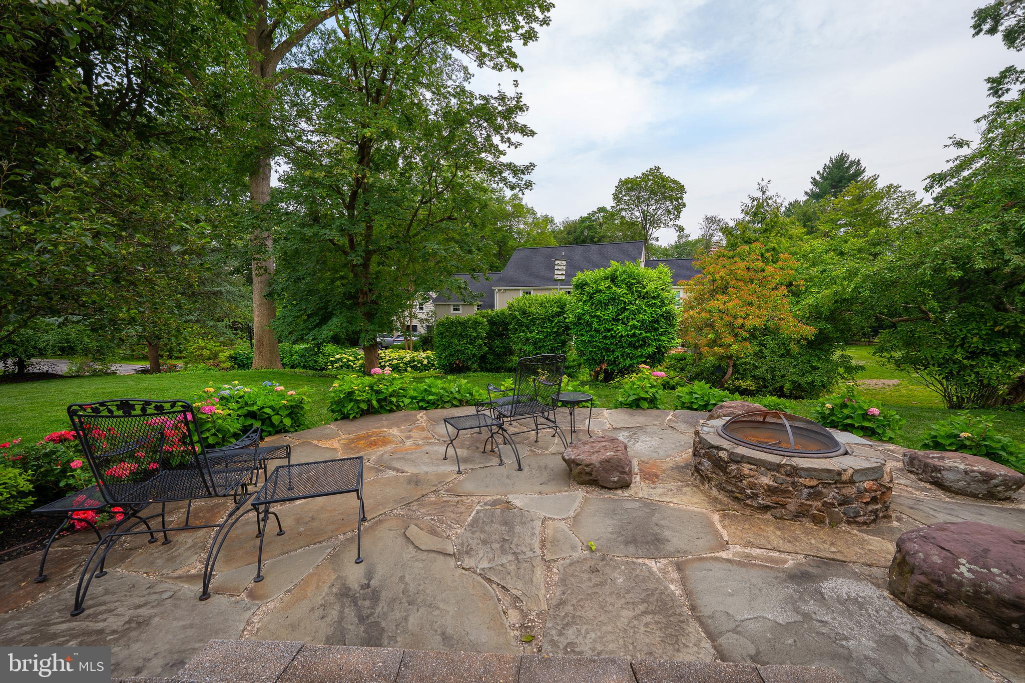 922 Merion Square Road Gladwyne, PA 19035 - Photo 48 of 49 a view of an outdoor space with seating