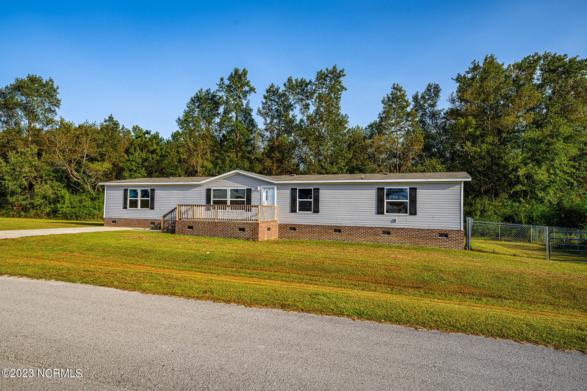 103 R&B Court Chinquapin, NC 28521 - Photo 25 of 28 DSC04156