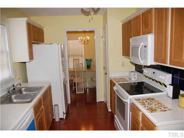 2209 Quail View Trail Raleigh, NC 27604 - Photo 5 of 9