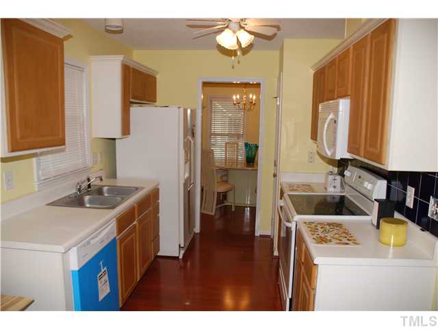 2209 Quail View Trail Raleigh, NC 27604 - Photo 6 of 9