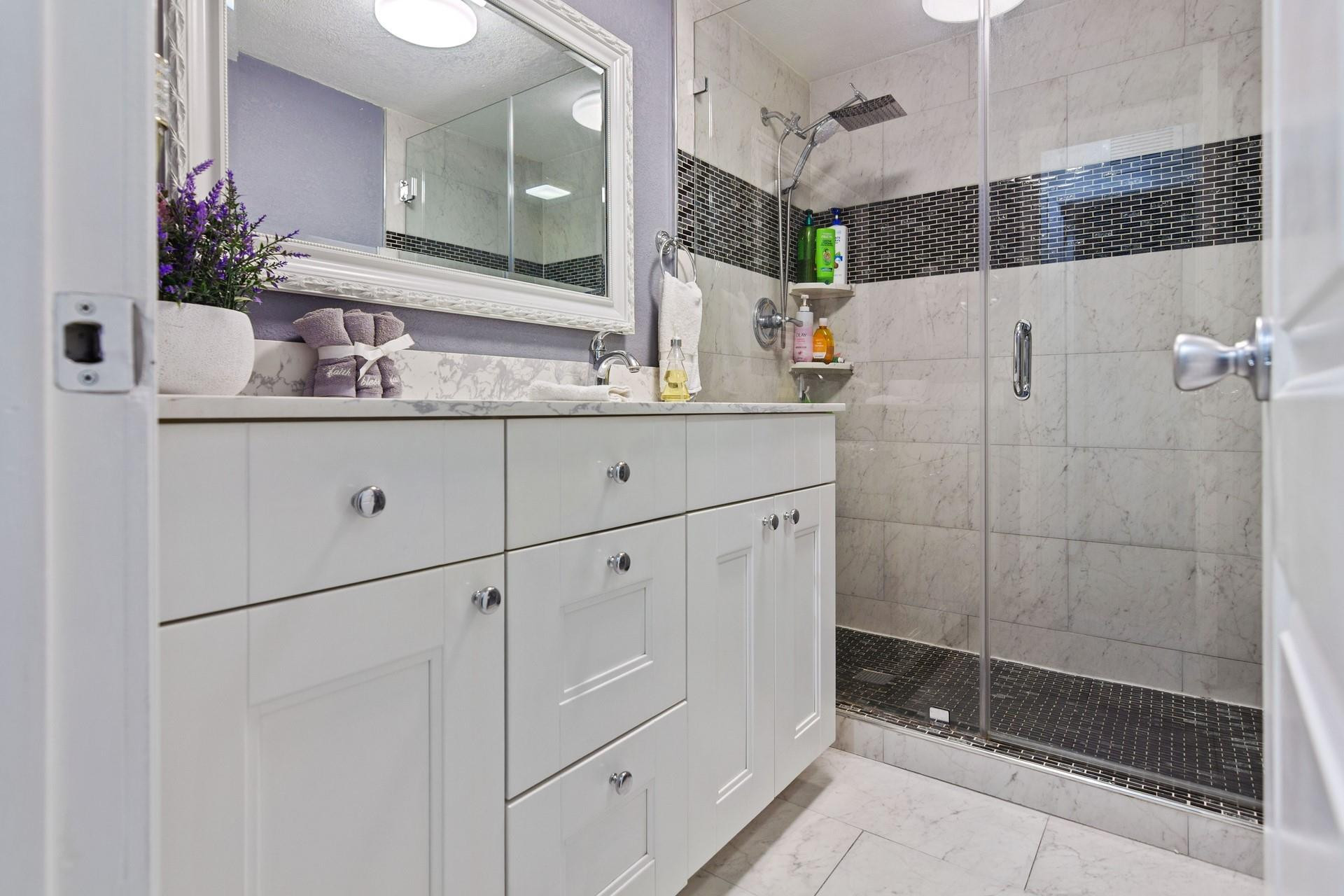 17211 Southwest 119th Court Miami, FL 33177 - Photo 14 of 37 Photo 14
