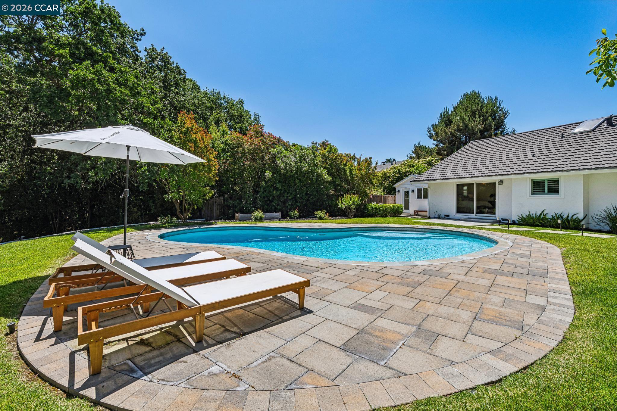 2941 Roundhill Road Alamo, CA 94507 - Photo 75 of 83