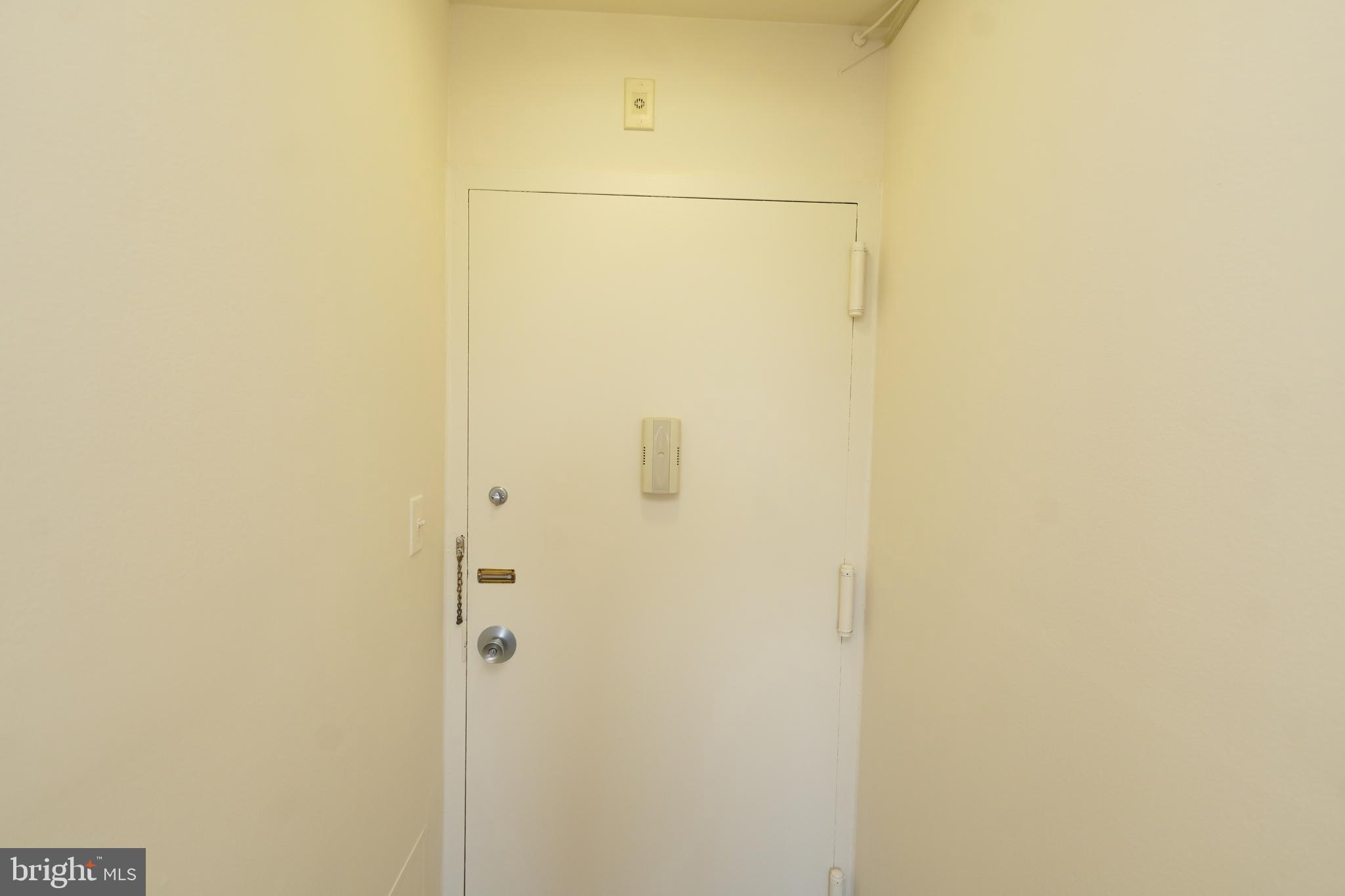 1111 University Boulevard West, Unit 1001A Silver Spring, MD 20902 - Photo 14 of 27 a bathroom with a shower