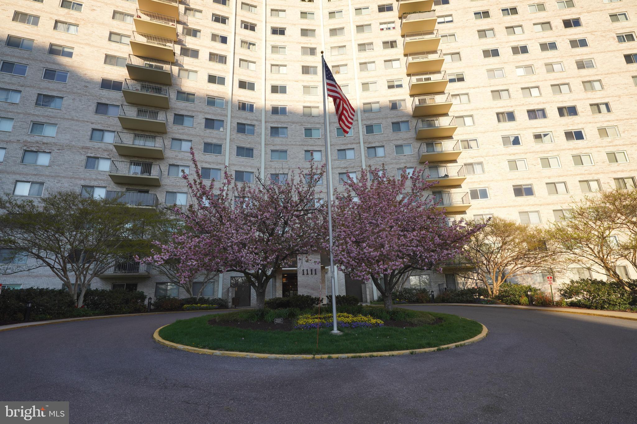 1111 University Boulevard West, Unit 1001A Silver Spring, MD 20902 - Photo 3 of 27