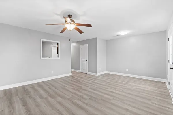 $1,250 | 1997 Keeper Court, Unit 4, Clarksville, TN 37042
