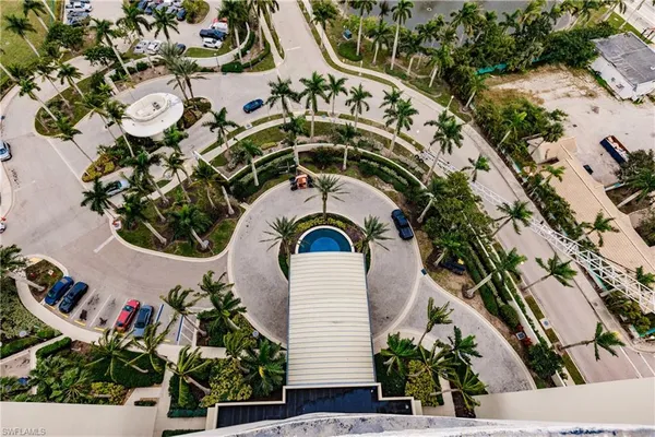 $2,995 | 3000 Oasis Grand Boulevard, Unit 2004, Fort Myers, FL 33916