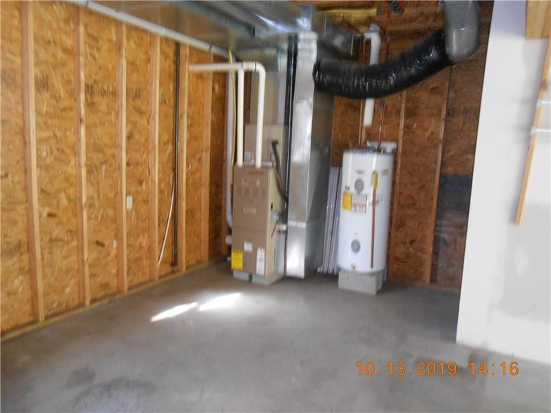 674 Hemlock Road Indiana, PA 15701 - Photo 4 of 25 Gallery Image 4