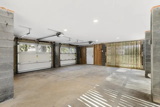 $1,589,990 | 3908 Seafood Road, Awendaw, SC 29429