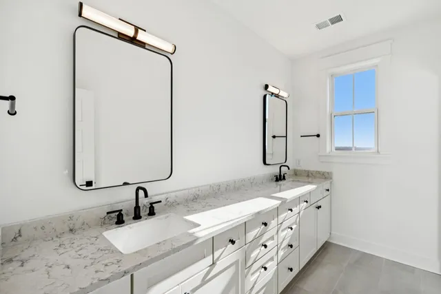 $1,589,990 | 3908 Seafood Road, Awendaw, SC 29429